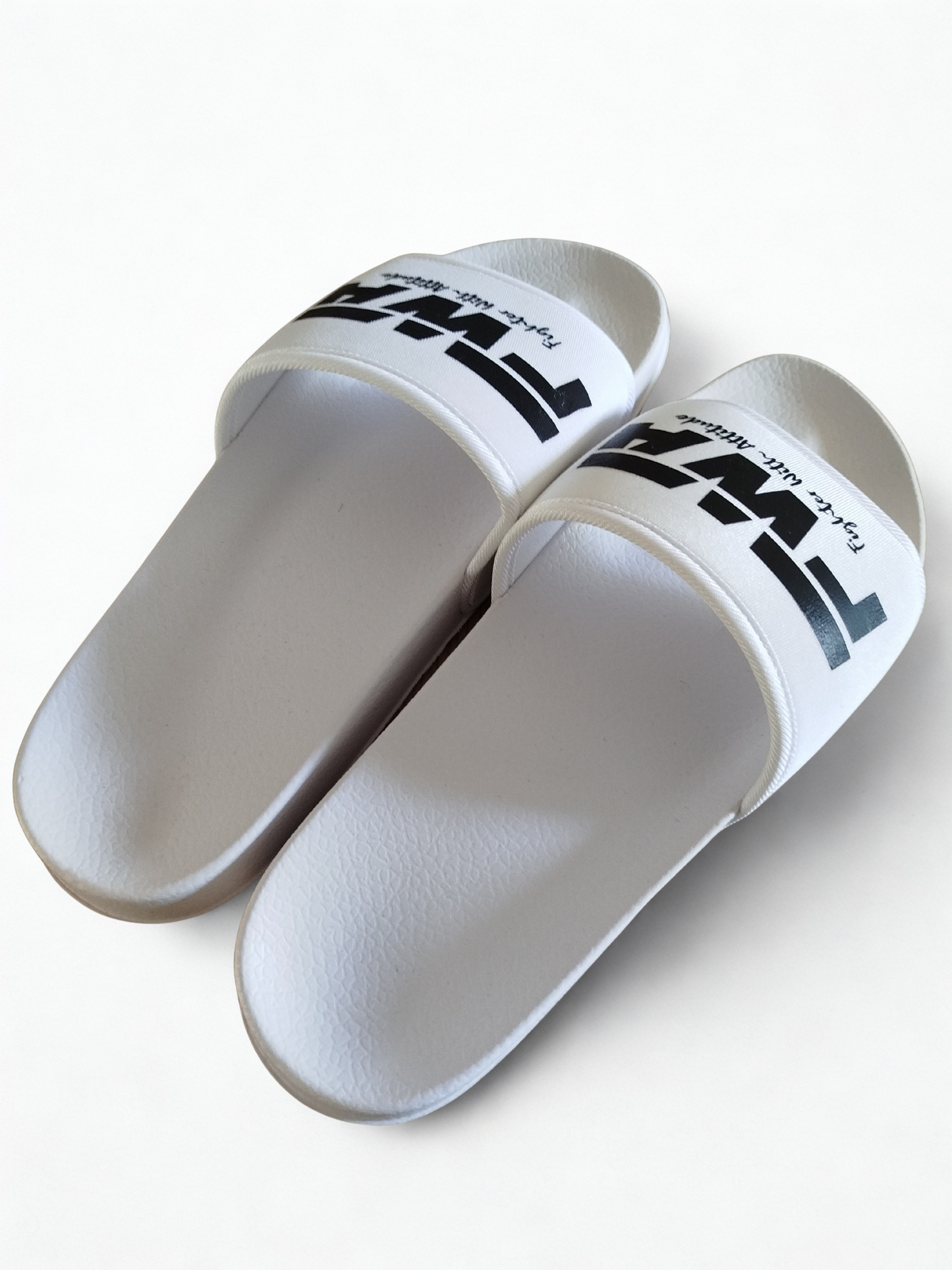 Claquettes FWA WHITE